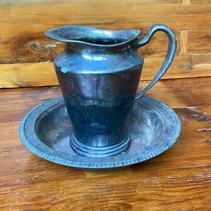 🌿Monach Plate Brand Silver Plated Pitcher w/Bowl